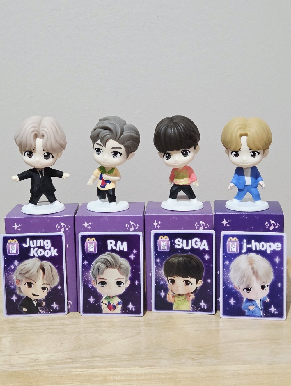 TinyTAN 4 Pc Figure Set - K-pop - McDonald's Toys - Tiny Tan